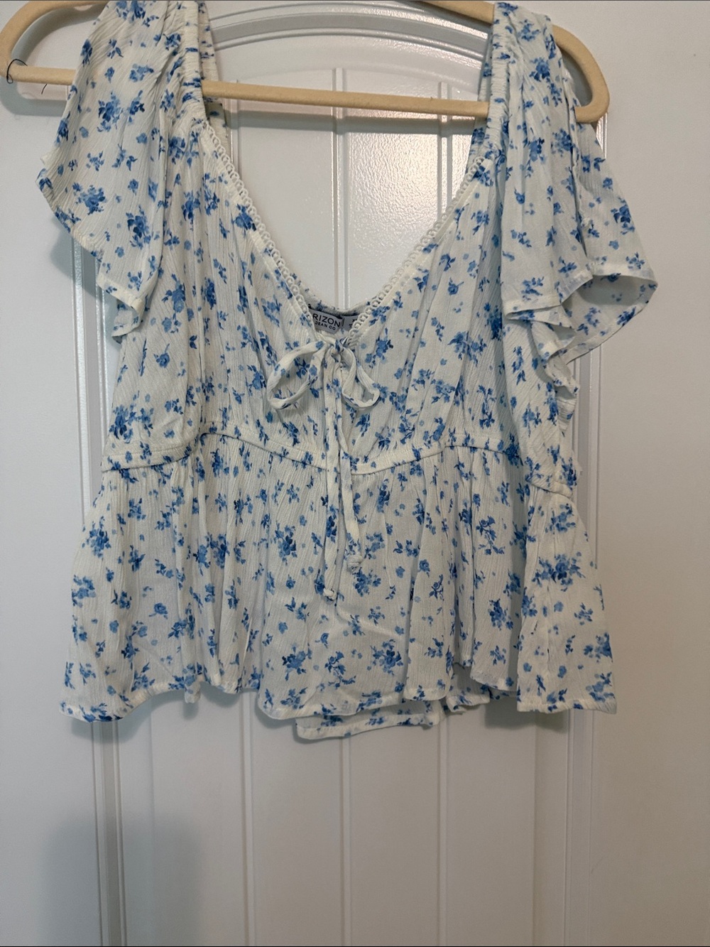 Arizona Jean Company White Blouse with Blue Floral Print Tie-Front